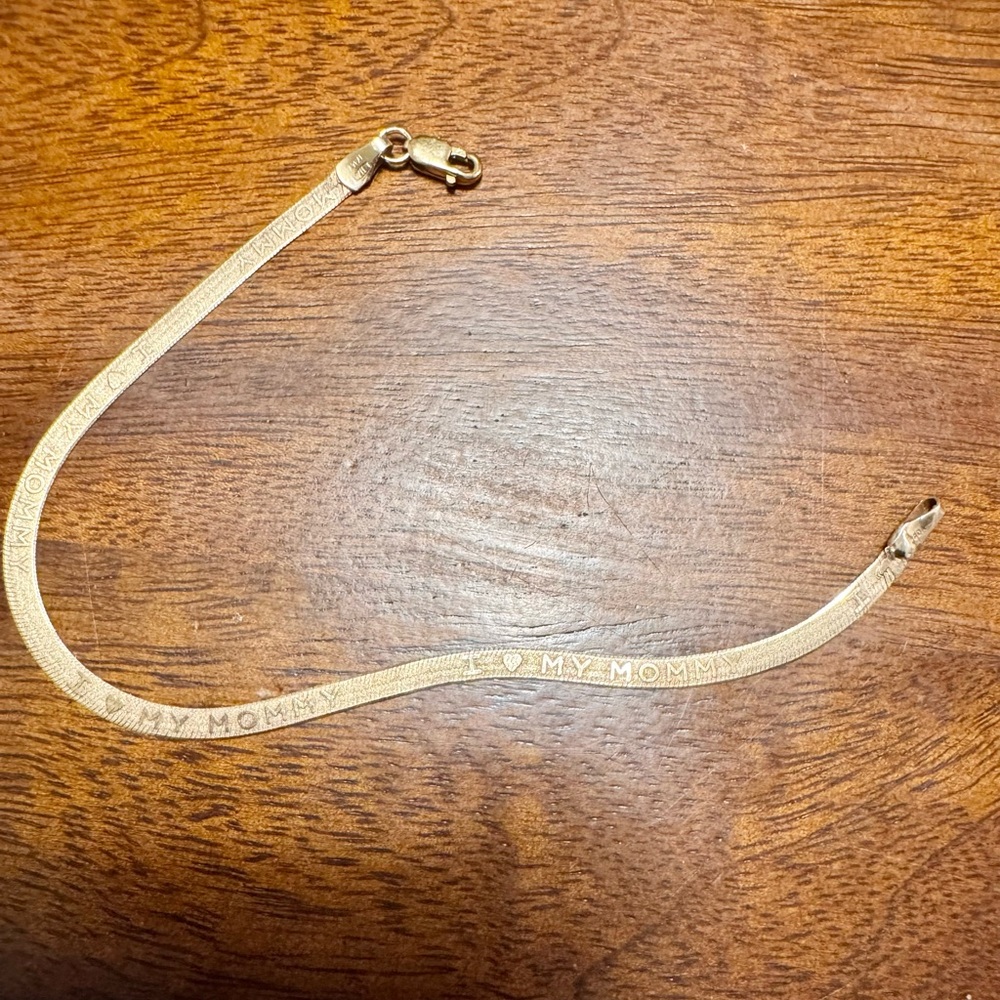 10K Solid Gold ‘I ♡ MY MOMMY’ Bracelet